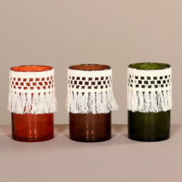 Deko Teelicht aus Glas mit Makramee, drei Farben sortiert, grün, braun, orange, 15 cm