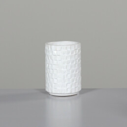 Vase aus Keramik in weiß glatt